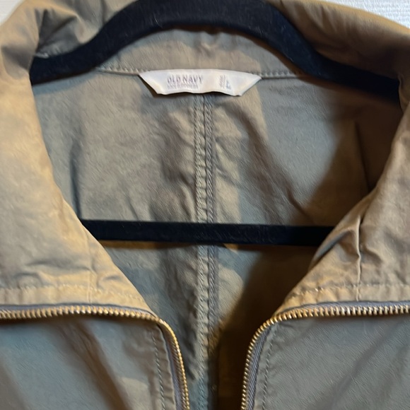 Army green spring/fall jacket - Picture 2 of 4